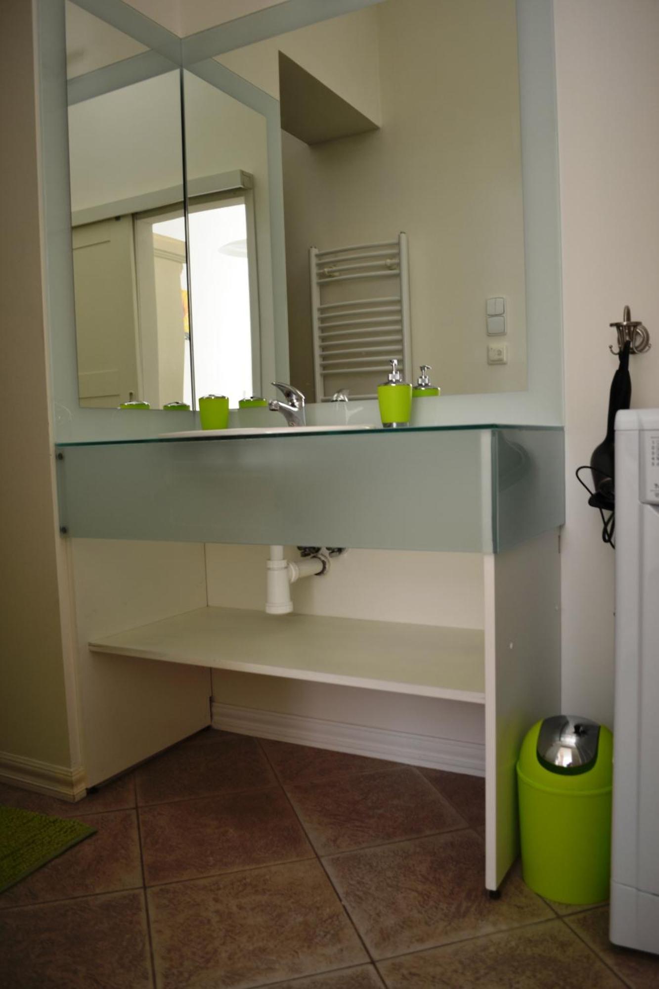 Sunflower 2Bdr Flat By Ruterra Prague Ngoại thất bức ảnh